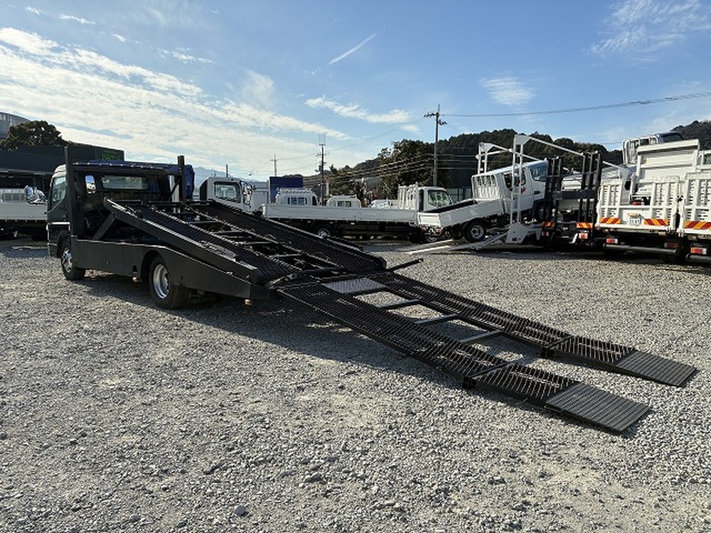 三菱ふそう　キャンター