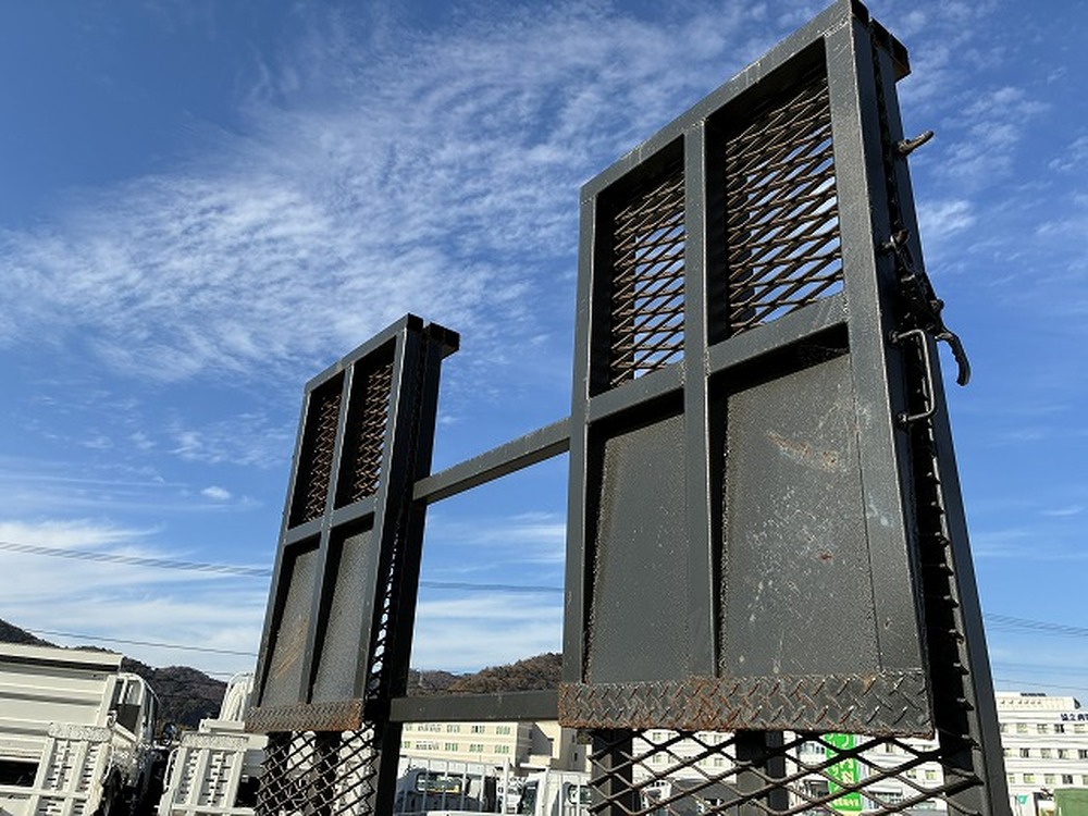 三菱ふそう　キャンター