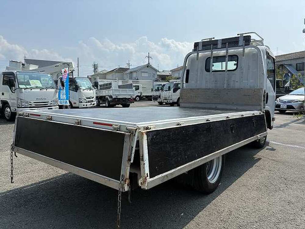 いすゞ　エルフ