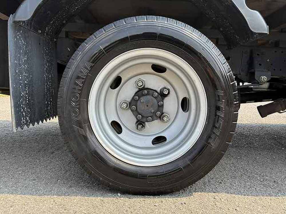 いすゞ　エルフ