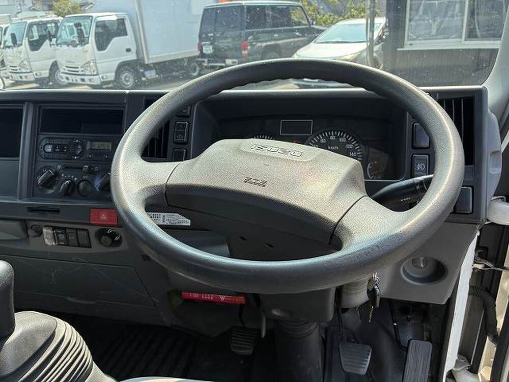 いすゞ　エルフ