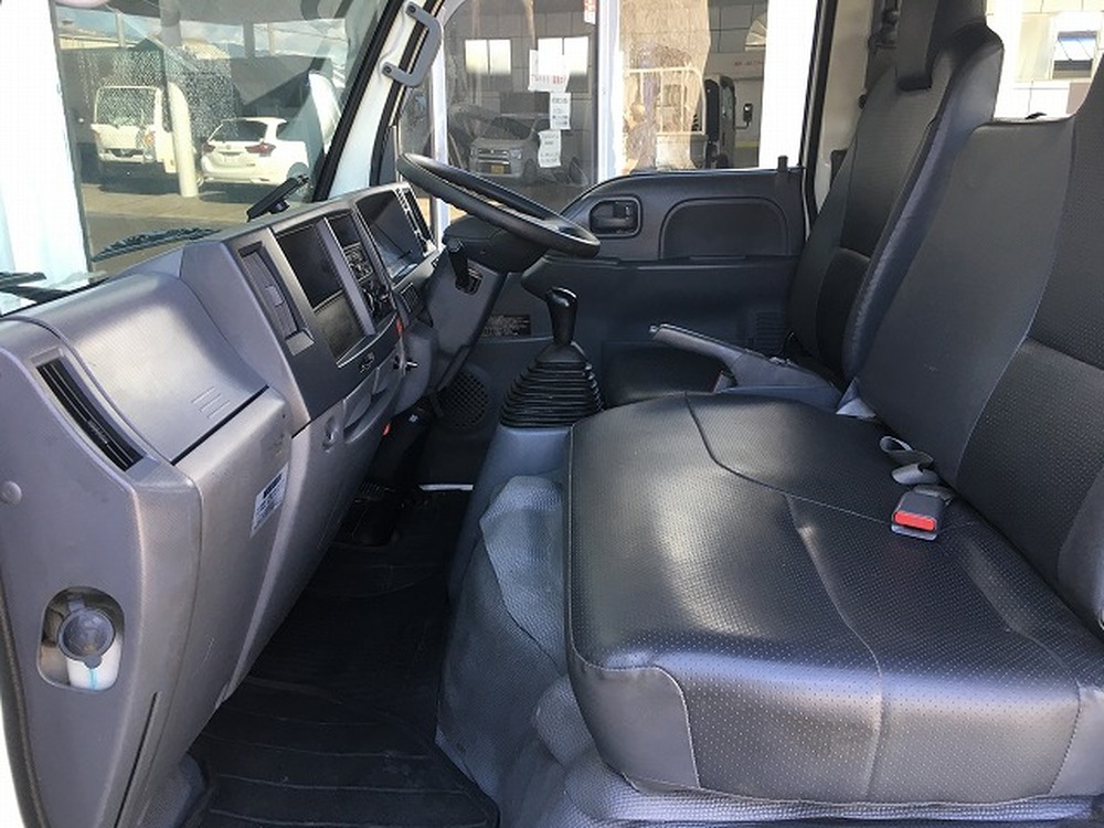 いすゞ　エルフ