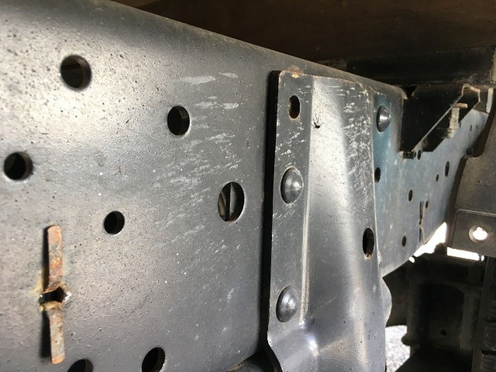 いすゞ　エルフ