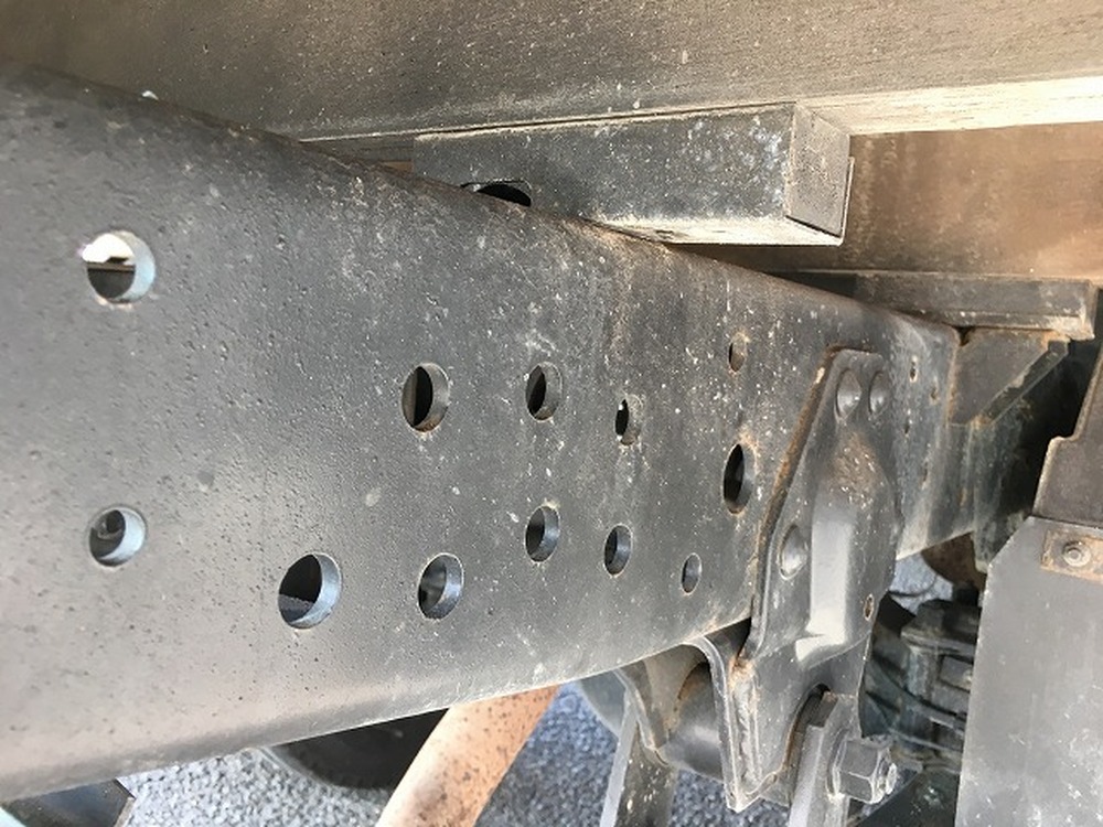 いすゞ　エルフ