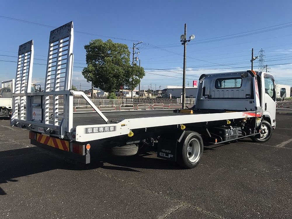 いすゞ　エルフ