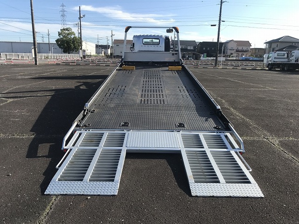 いすゞ　エルフ