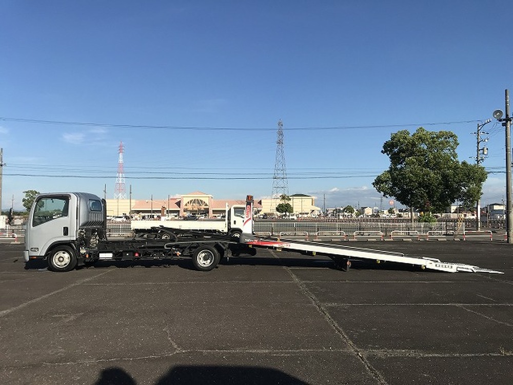 いすゞ　エルフ