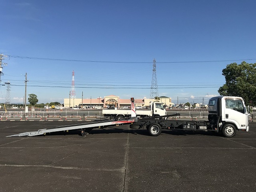 いすゞ　エルフ