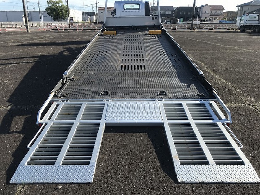 いすゞ　エルフ