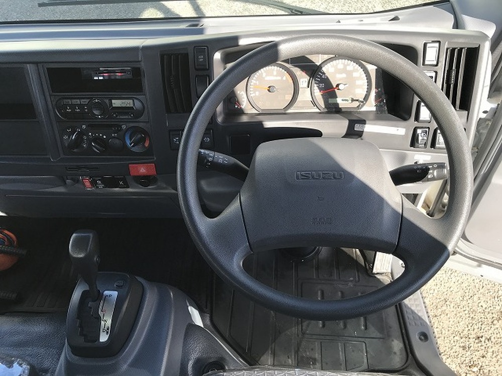 いすゞ　エルフ