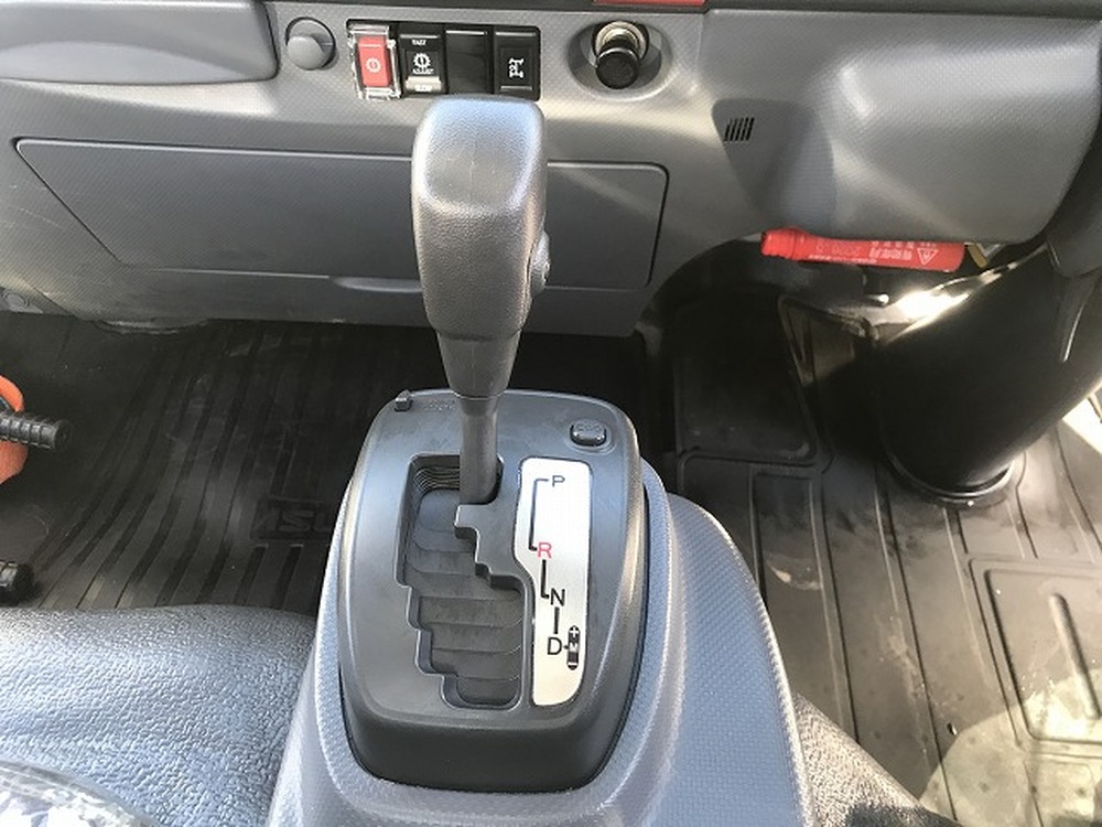 いすゞ　エルフ