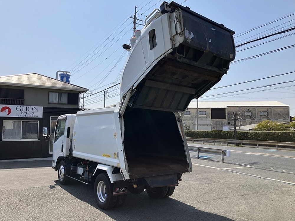 いすゞ　エルフ