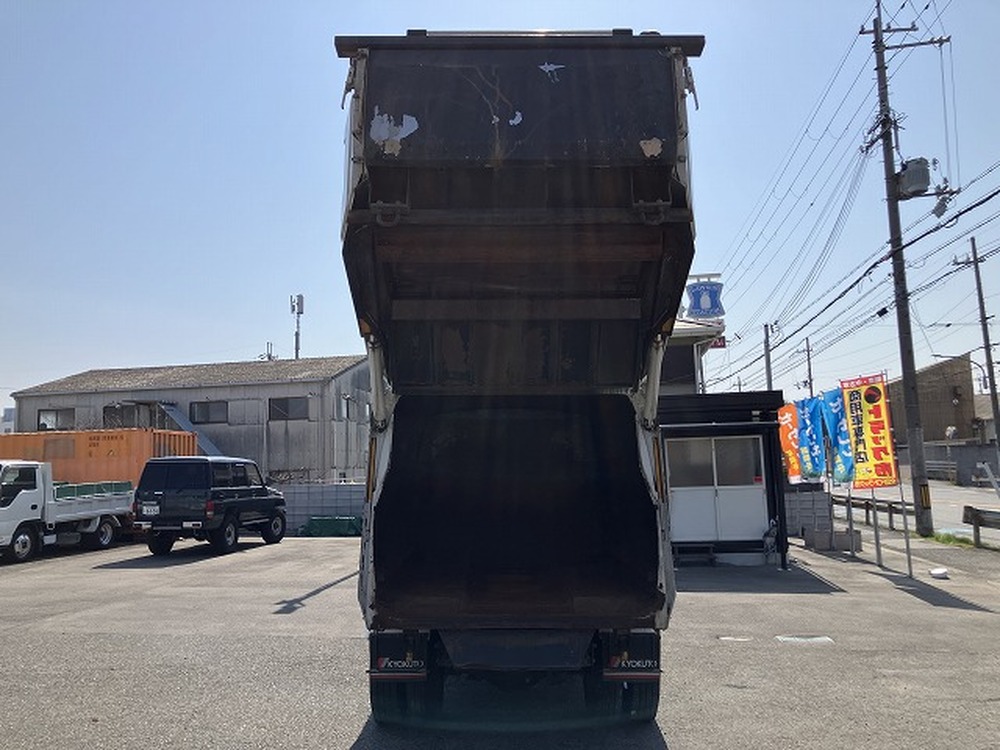 いすゞ　エルフ