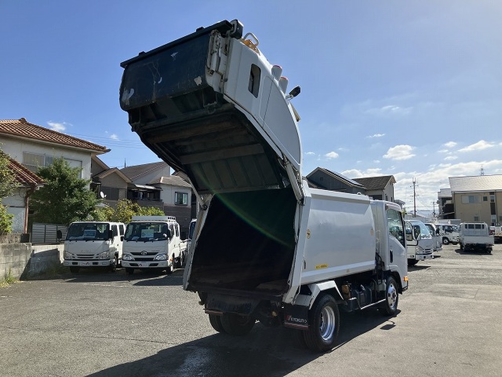 いすゞ エルフ 2016(H28)年 TPG-NMR85N｜GLIONトラック