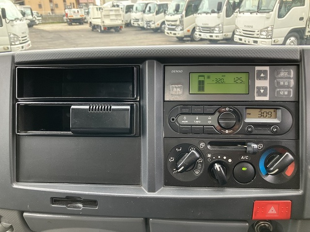 マツダ　タイタン