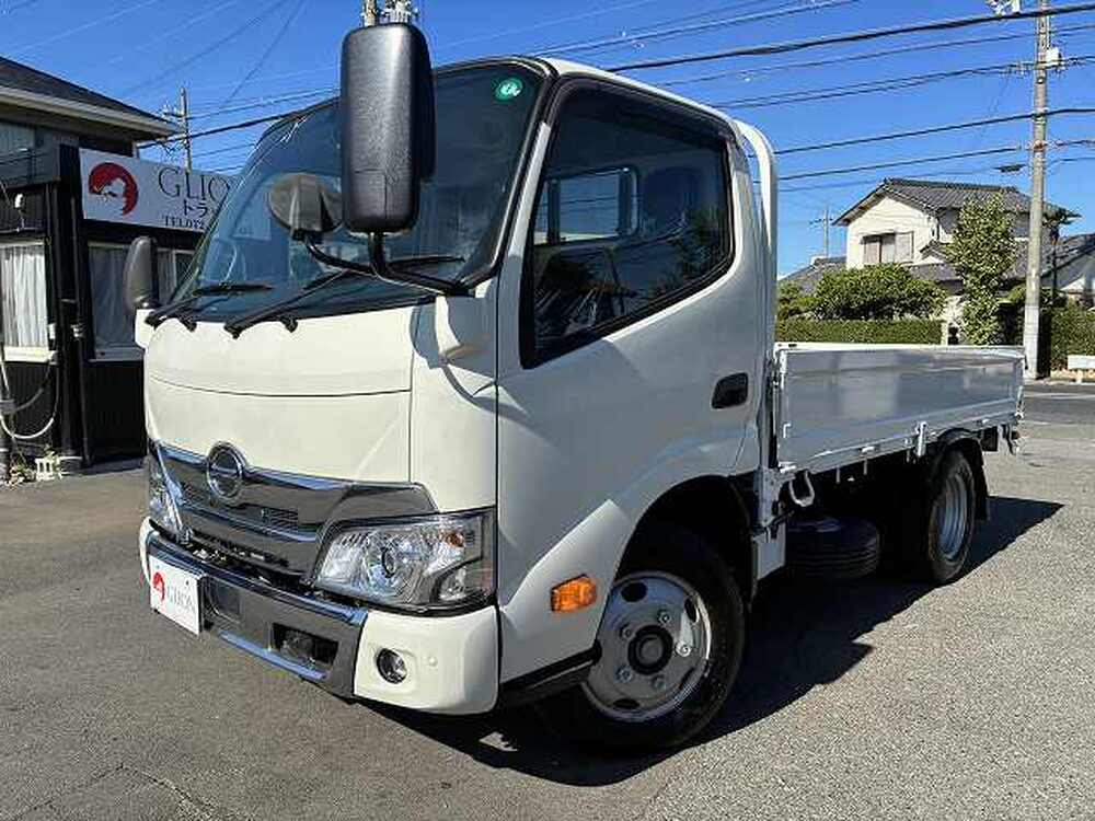 日野　デュトロ