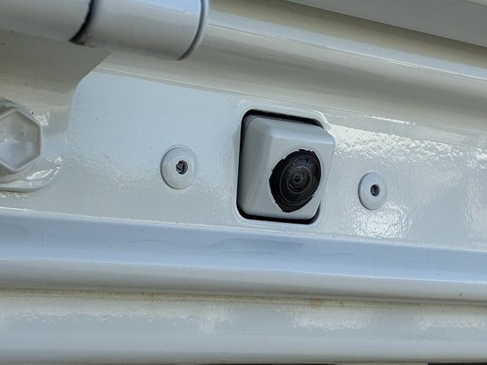 日野　デュトロ