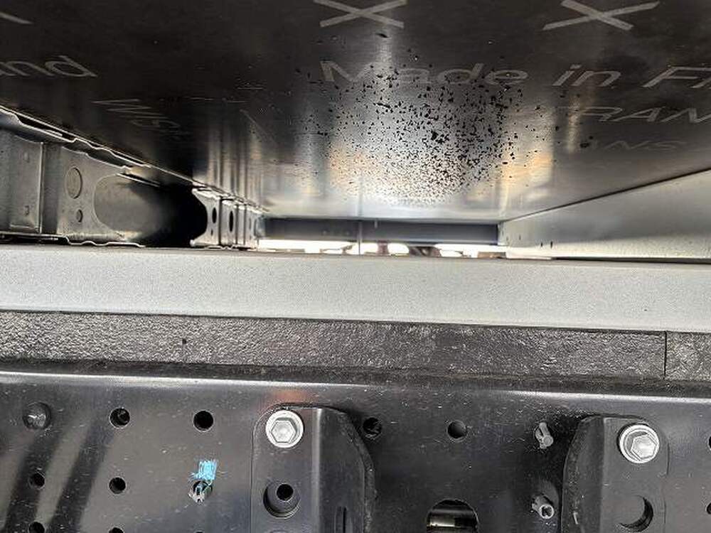 日野　デュトロ