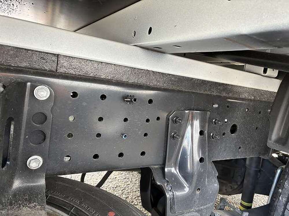 日野　デュトロ