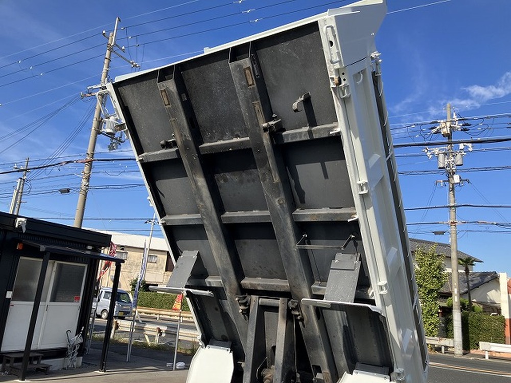 三菱ふそう　キャンター