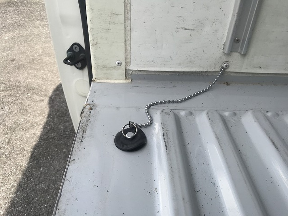 トヨタ　ハイエースバン