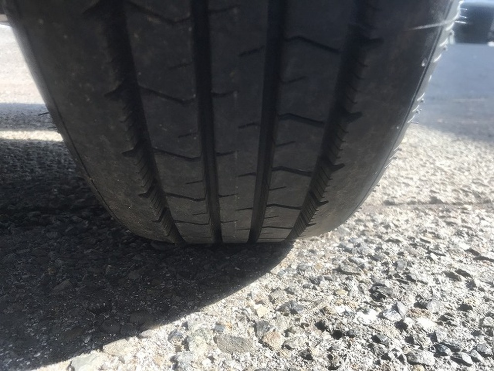 トヨタ　ハイエースバン