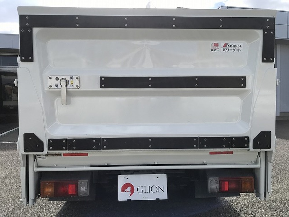 日野　デュトロ