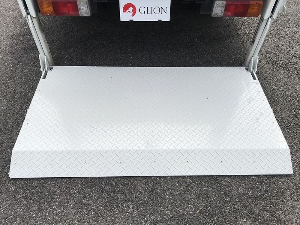 日野　デュトロ