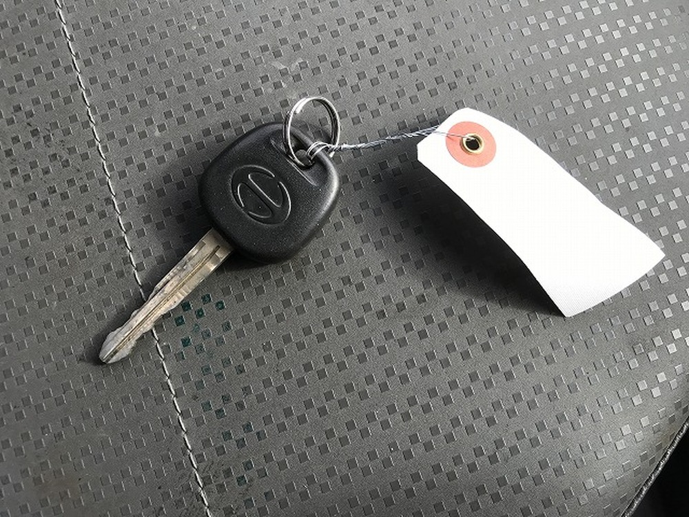 日野　デュトロ