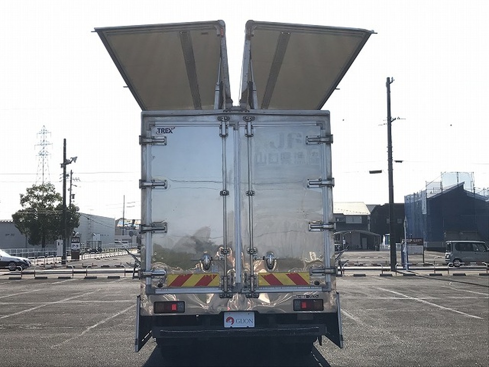 日野　デュトロ