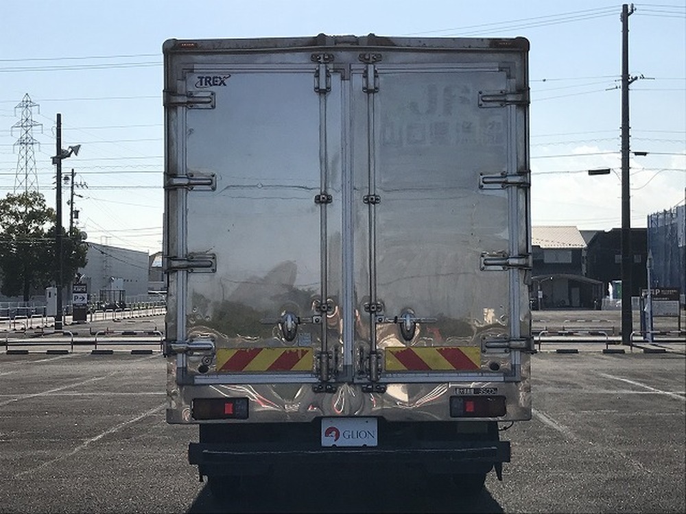 日野　デュトロ