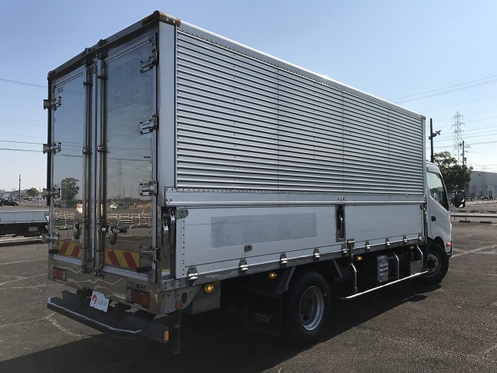 日野　デュトロ