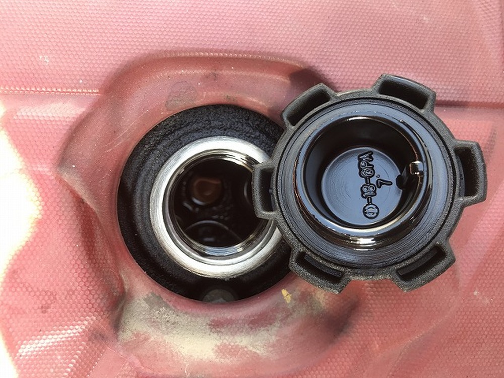 日野　デュトロ