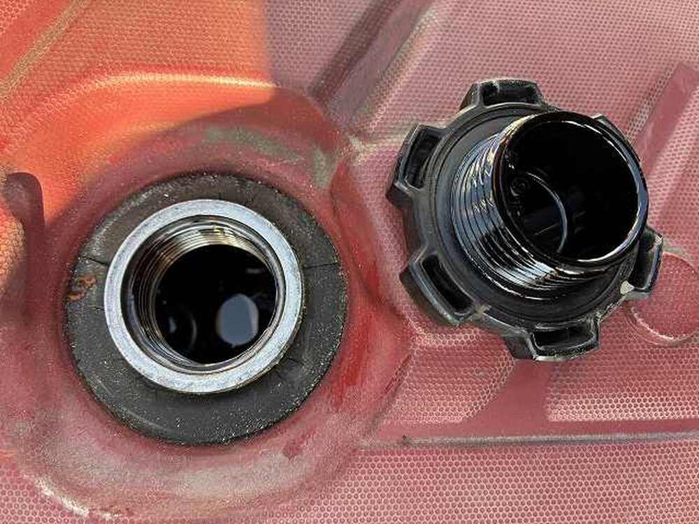 日野　デュトロ