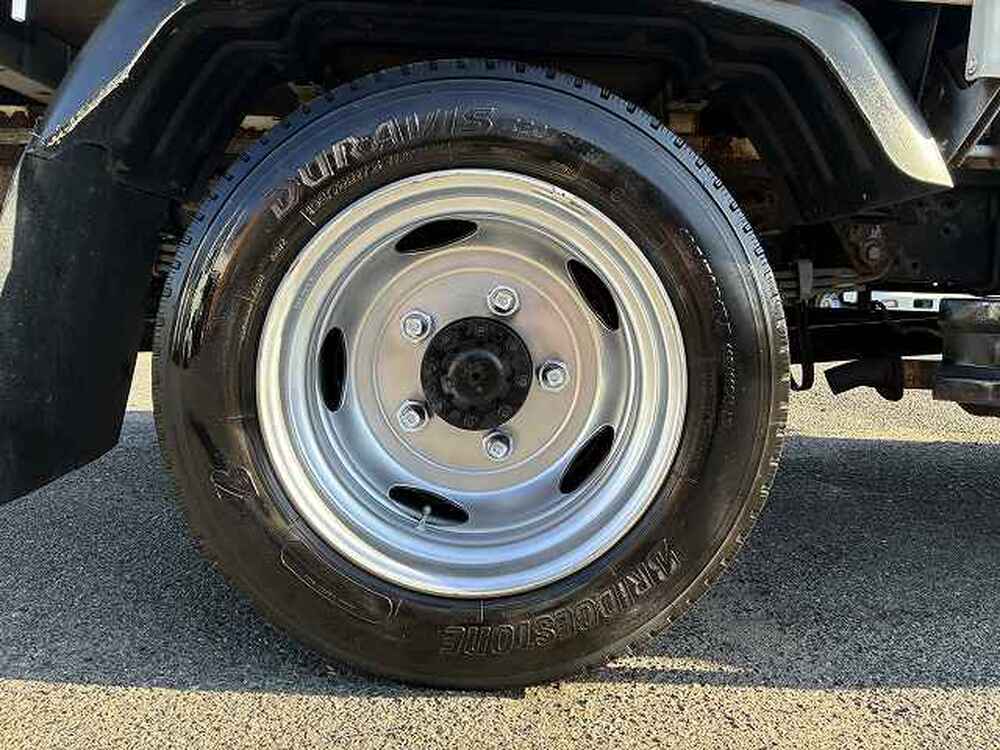 日野　デュトロ