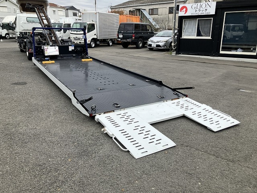 三菱ふそう　キャンター