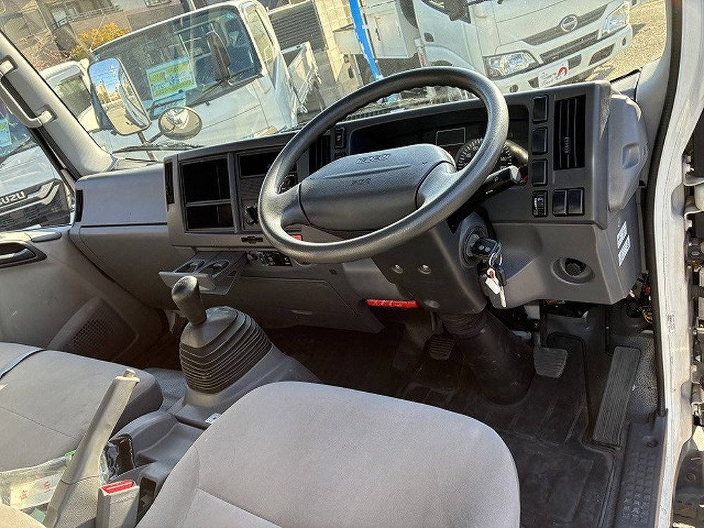 いすゞ　エルフ