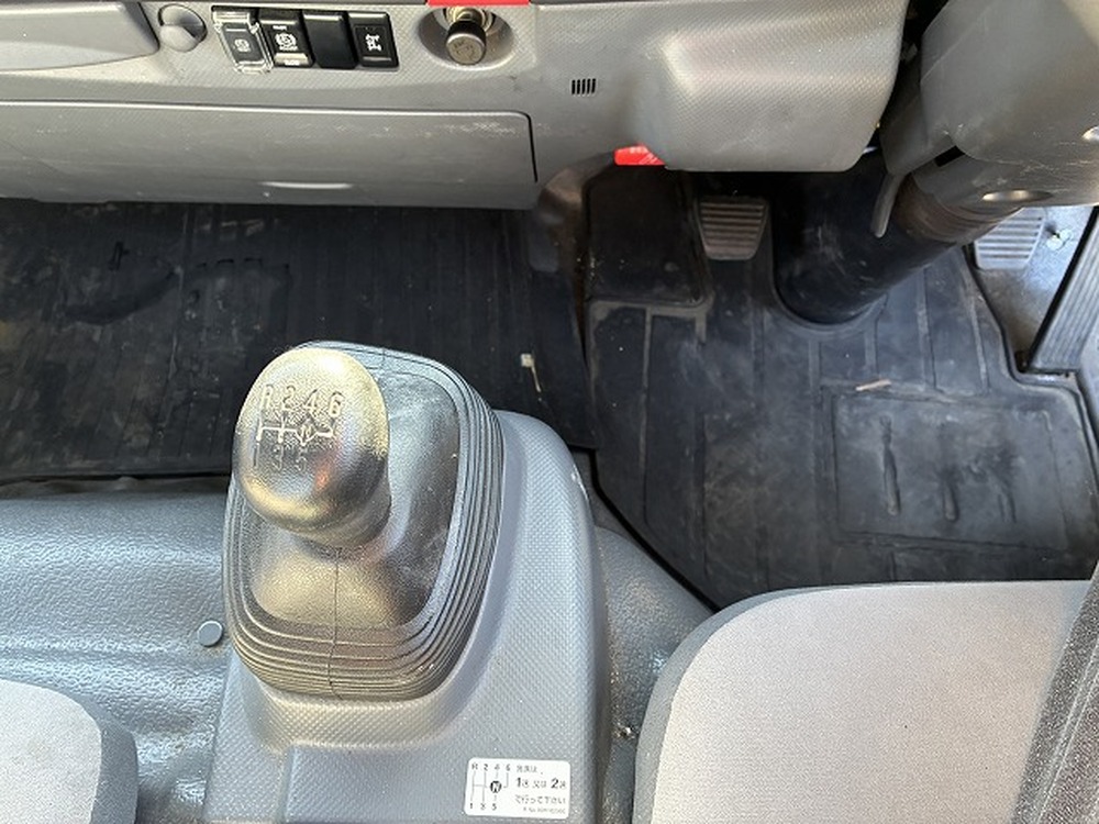 いすゞ　エルフ