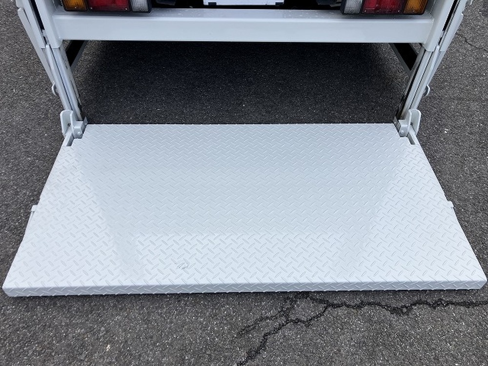 いすゞ　エルフ