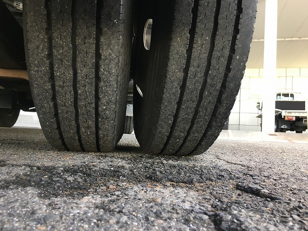 いすゞ　エルフ