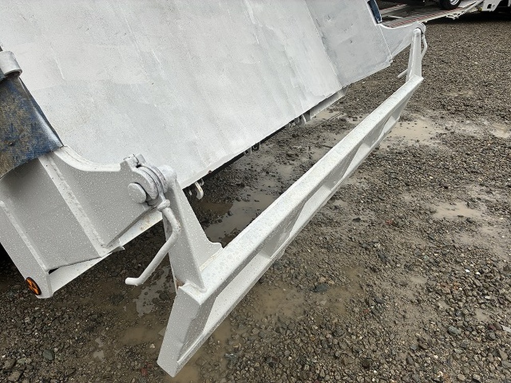 いすゞ　フォワード