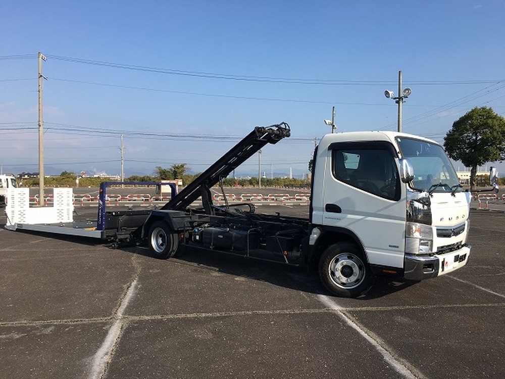 三菱ふそう　キャンター