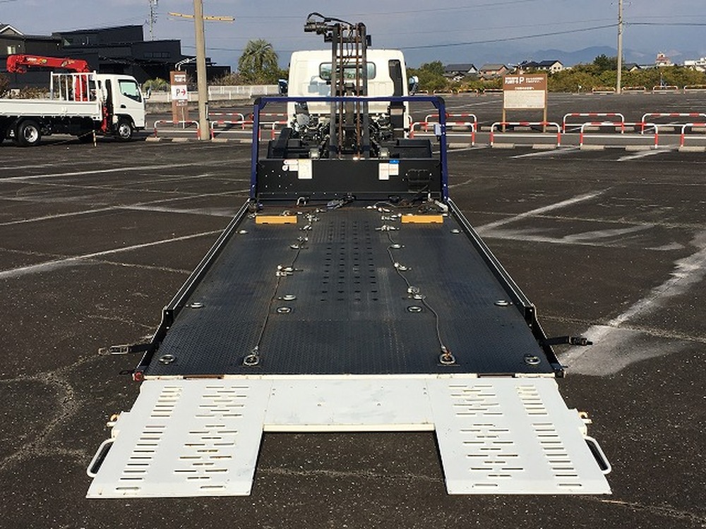 三菱ふそう　キャンター