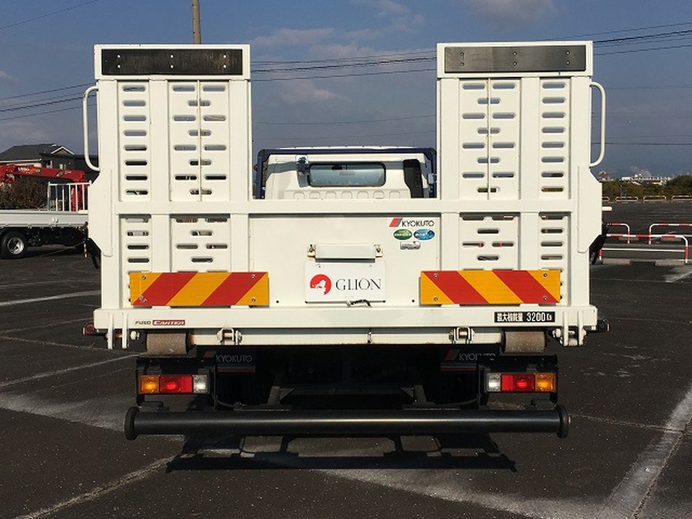 三菱ふそう　キャンター