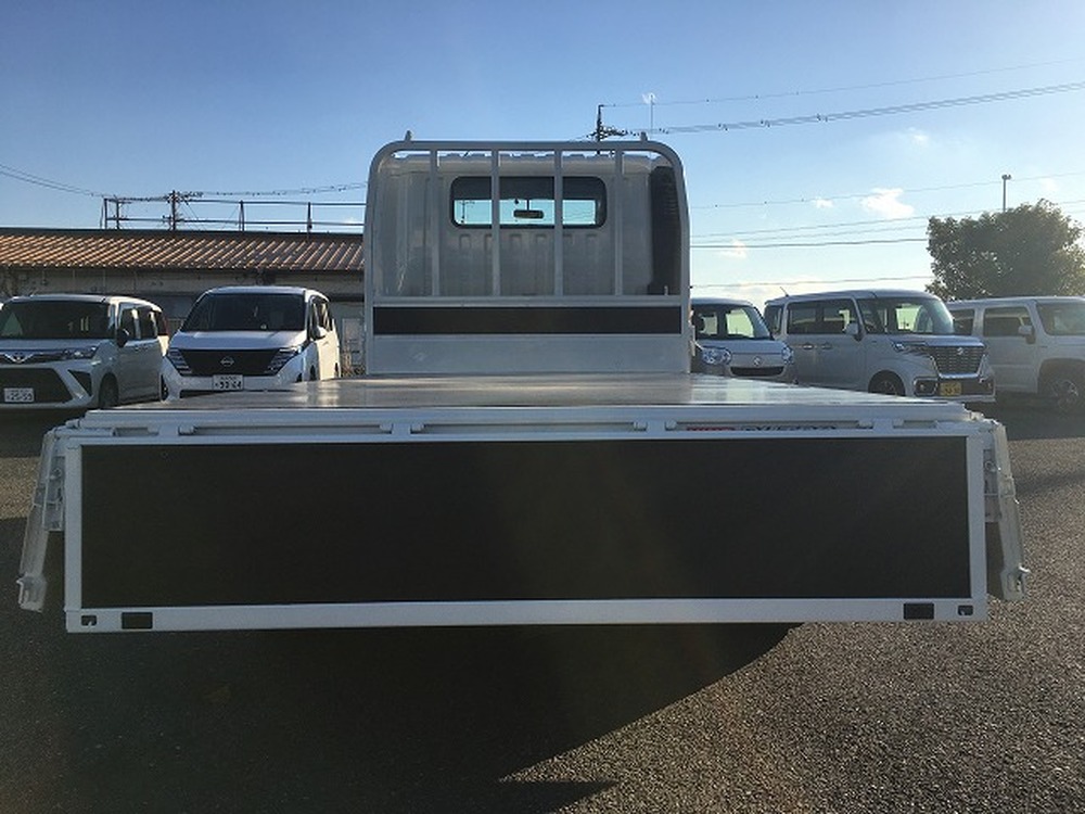 日野　デュトロ