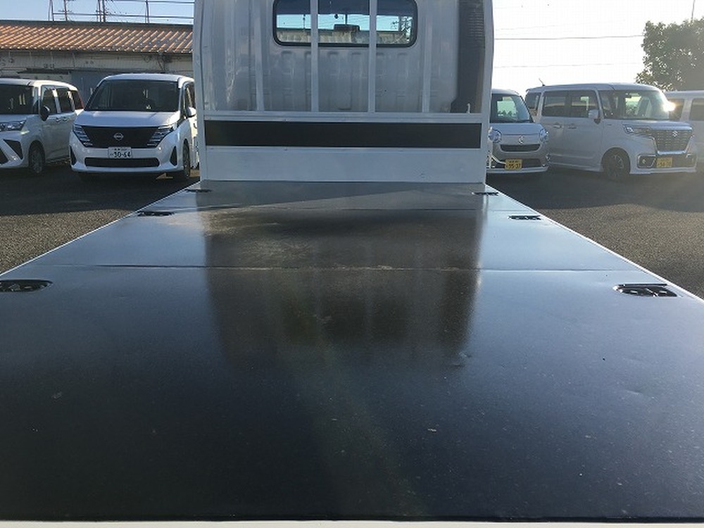 日野　デュトロ