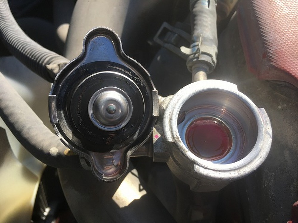 日野　デュトロ