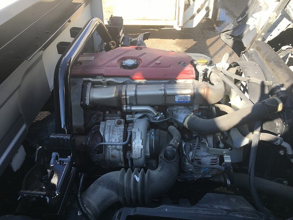 日野　デュトロ