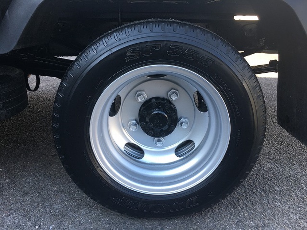 日野　デュトロ