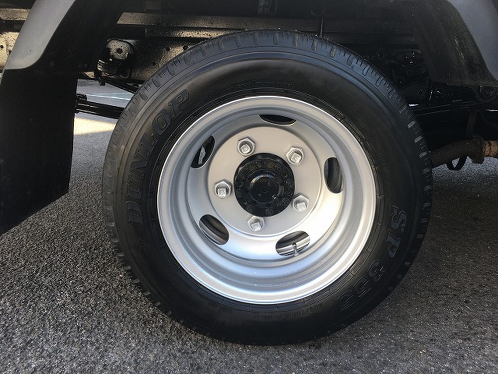 日野　デュトロ